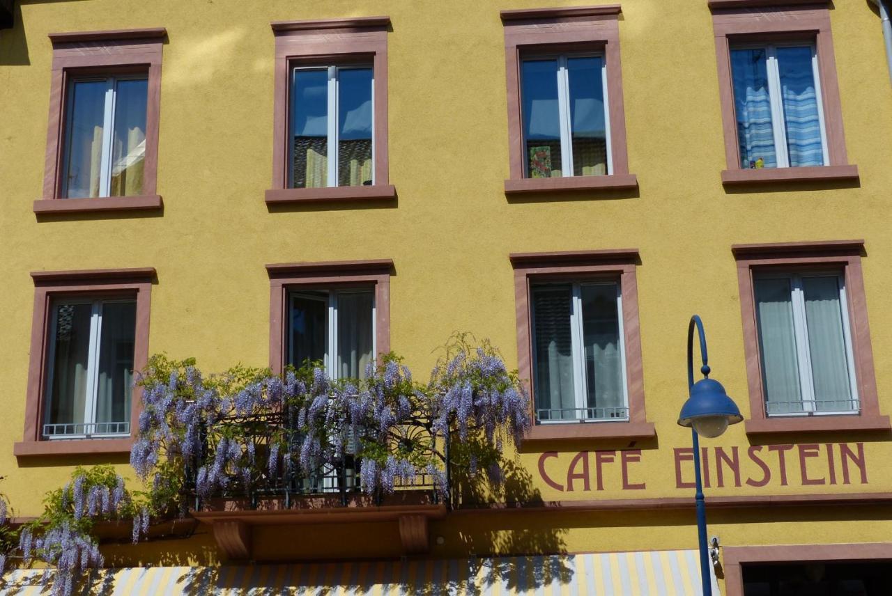 Apartments Im Cafe Einstein Φράιμπουργκ Εξωτερικό φωτογραφία